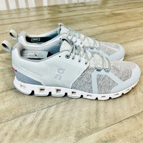 ON Cloud Terry 5 Silver/Grey Woman Running Shoes Size 9.5 - Picture 2 of 7